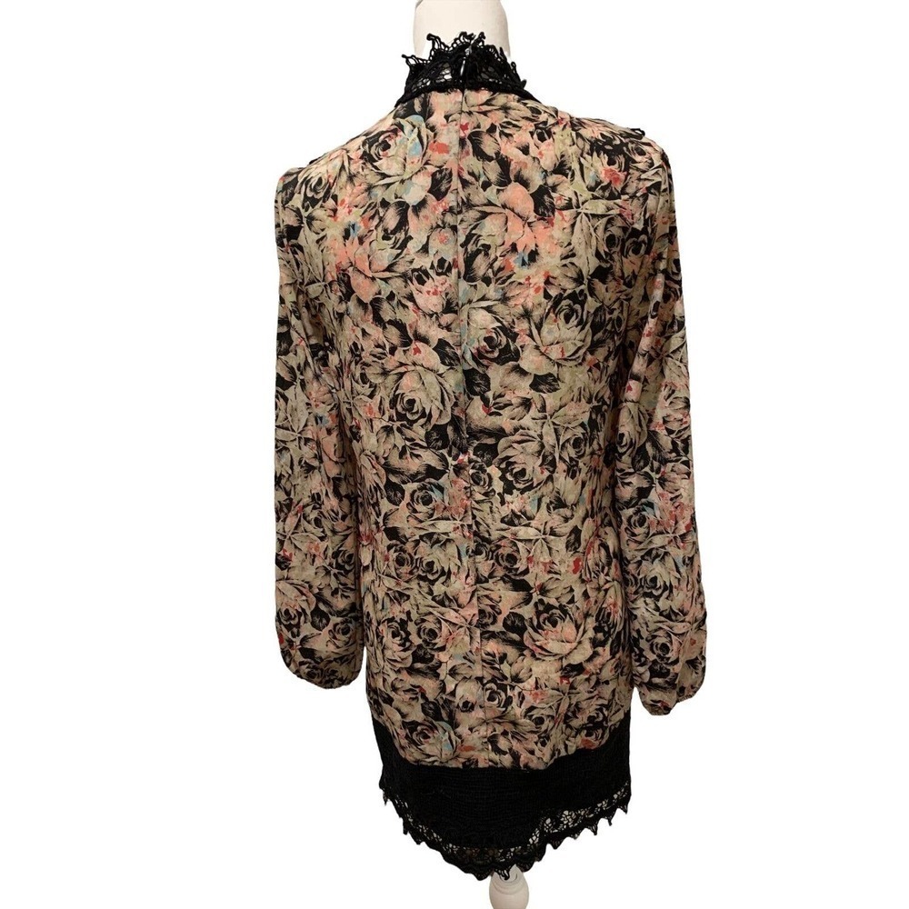 BCBGeneration Dress Sz 6 Lace Trim Mini In Black Haze Comb Roses Romantic $158 - Picture 9 of 13